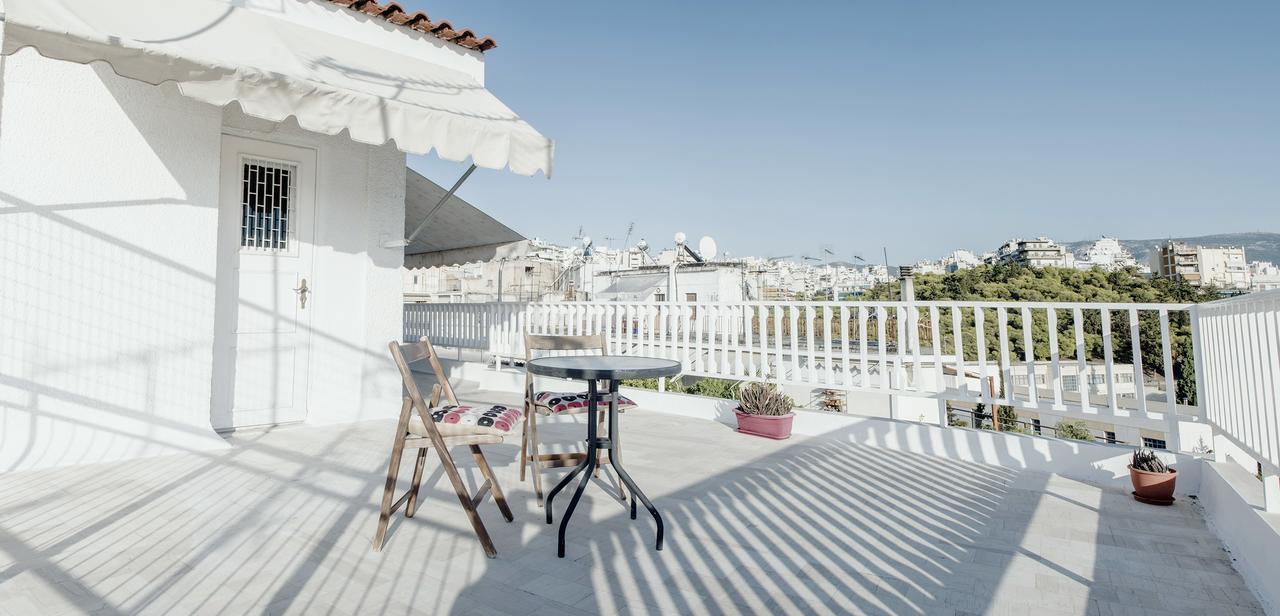 Apartamento Top Floor Studio With Endless View Atenas Exterior foto